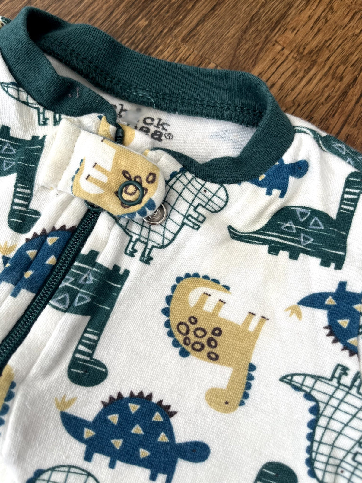 Chick Pea Dino Sleeper 3-6M VGUC, Kids 6 Month (3-6M)