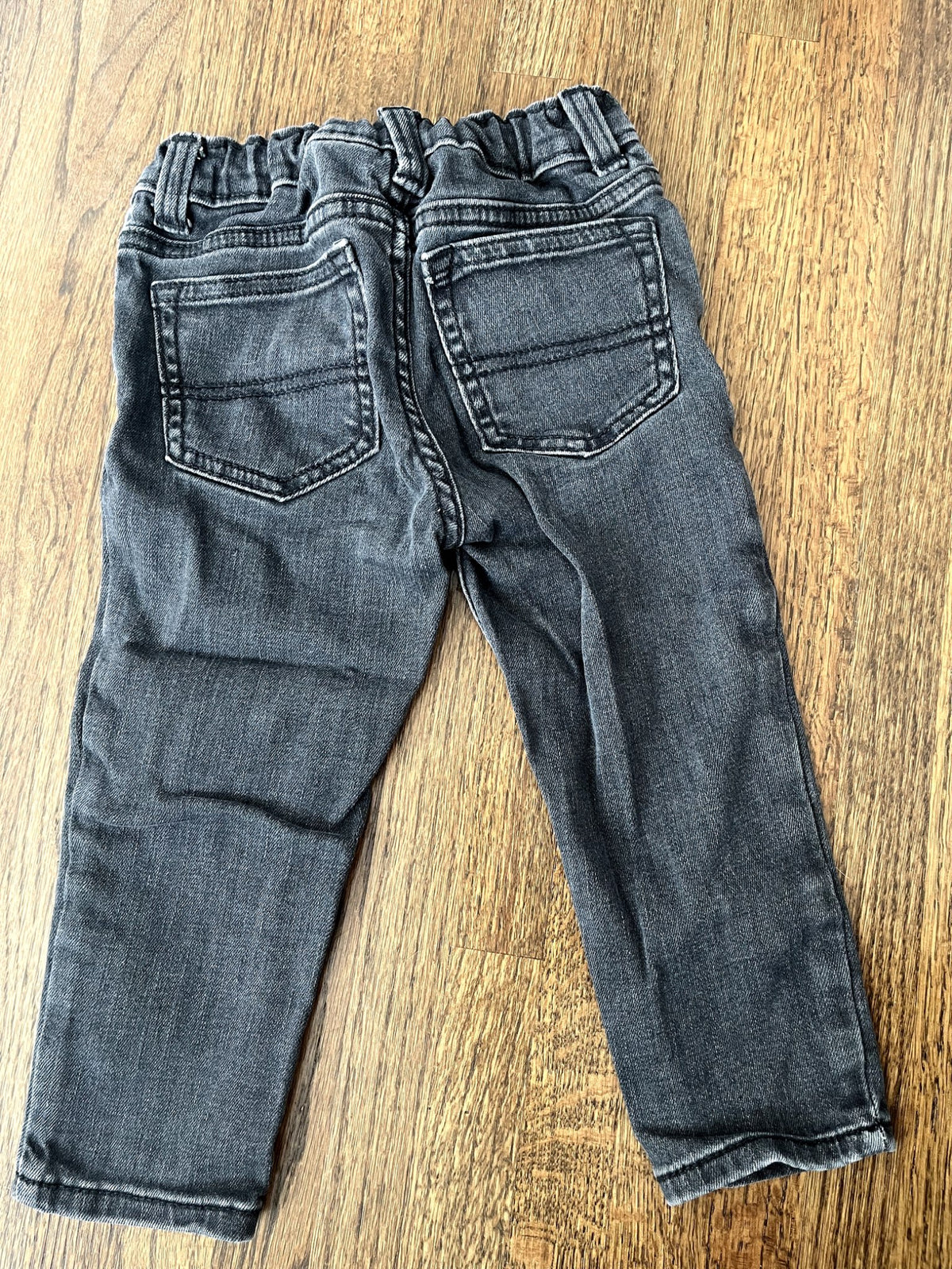 OshKosh Dark Blue/Black Jeans 24M VGUC, Kids 24 Month (18-24M)
