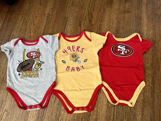 49ers Onesies EUC 24M, Kids 24 Month (18-24M)