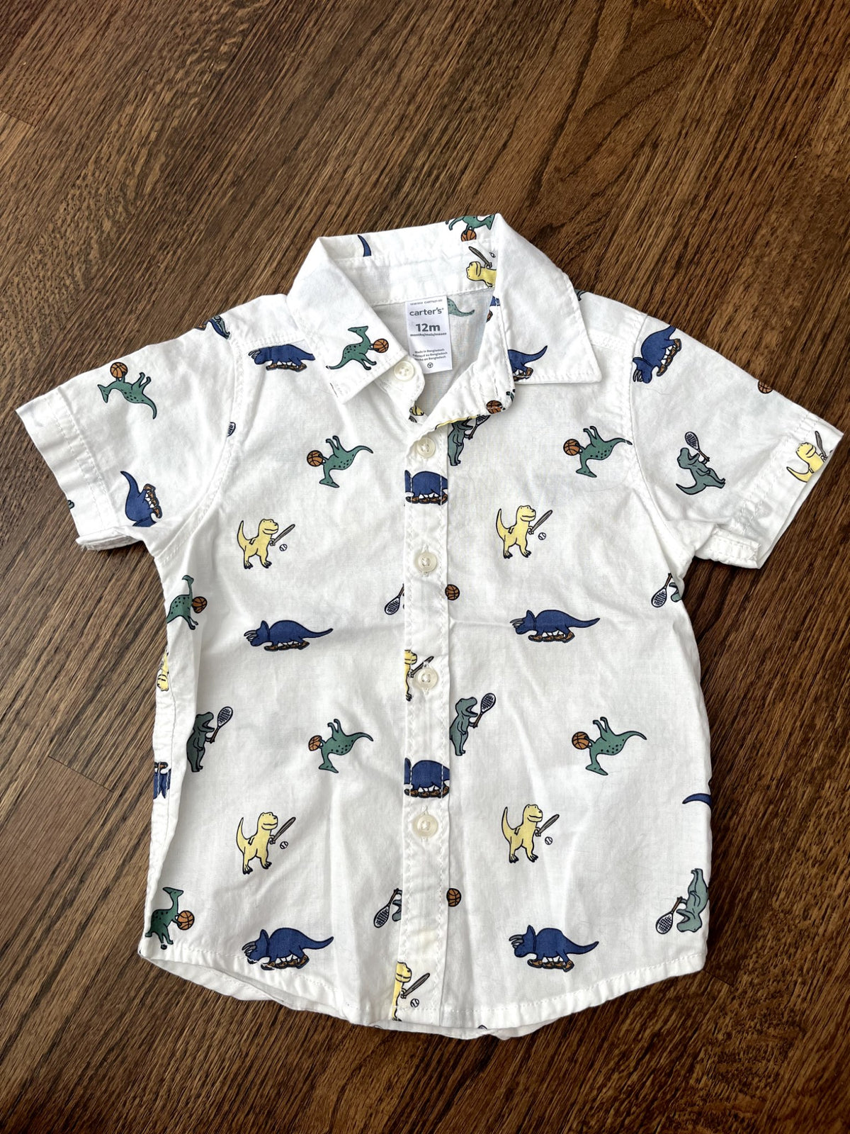 Carter's Dino & Sports Hawaiian Shirt 12M VGUC, Kids 12 Month (9-12M)
