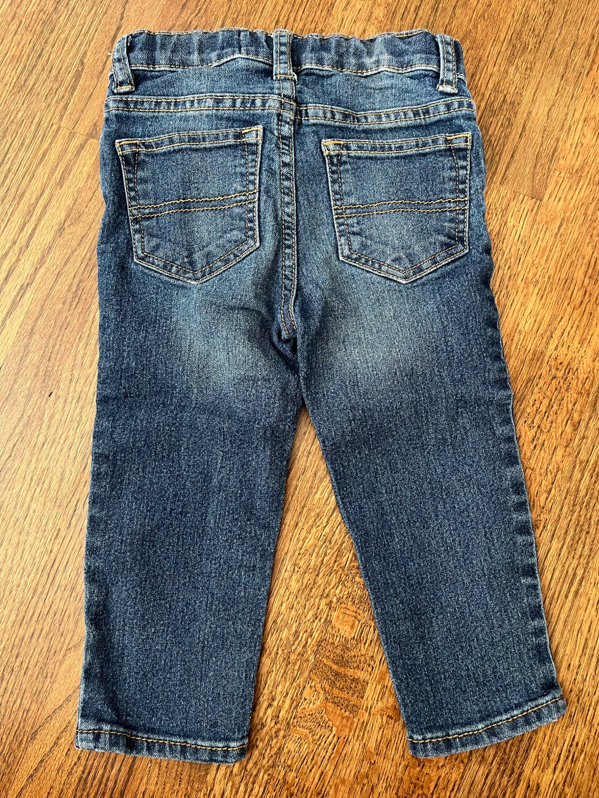 OshKosh Straight Leg Jeans 18M EUC , Kids 18 Month (12-18M)