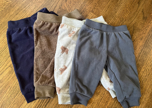 Set of 4 Fleece Pants VGUC 3-6 Months, Kids 6 Month (3-6M)