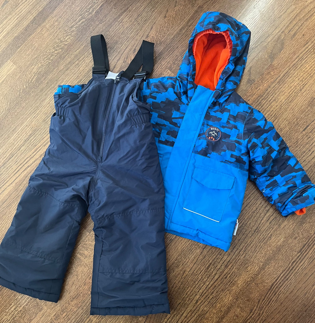 Gusti Boys 2-Piece Snowsuit 2T VGUC, Kids 2T