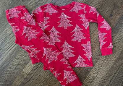 Carter's Red Tree Pjs VGUC 5T, Kids 5/5T