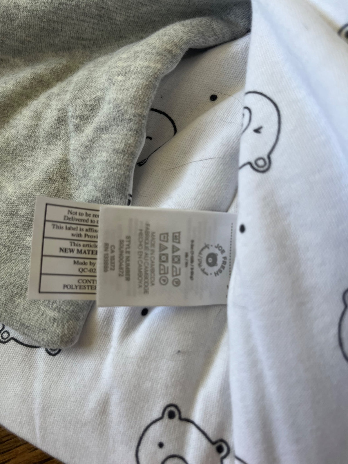 Joe Fresh Baby Sweater EUC 0-3M, Kids 3 Month (0-3M)