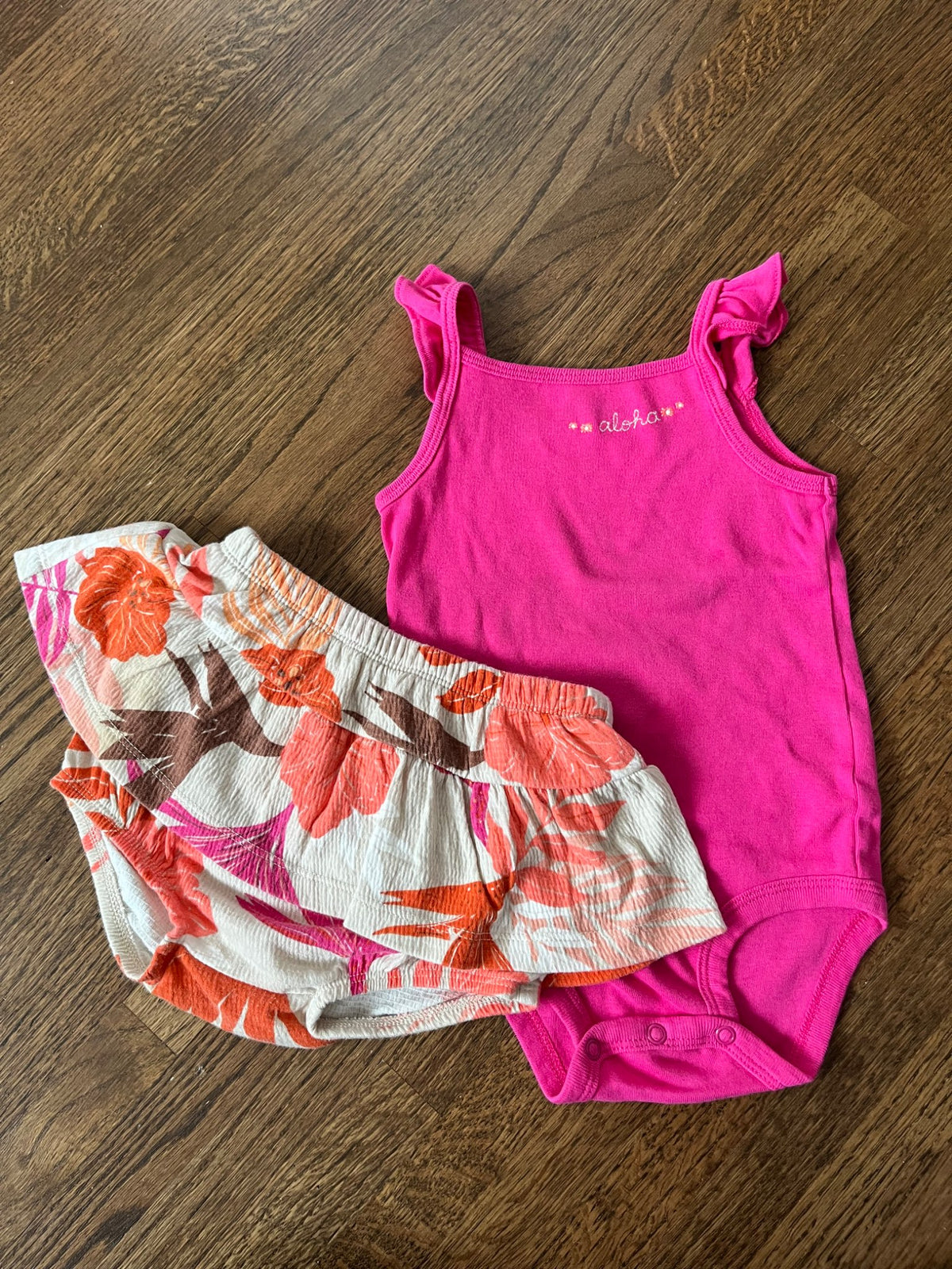 Aloha Outfit VGUC 18M, Kids 18 Month (12-18M)