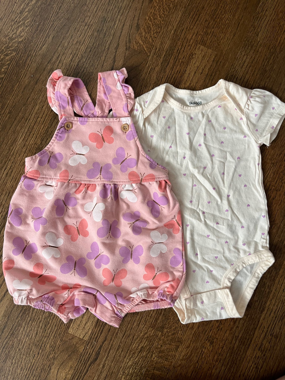 Pekkle Short Overall Butterfly Outfit 18M VGUC, Kids 18 Month (12-18M)