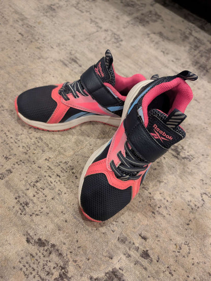 Girls Reebok Runners - Size 11. Original price $70, Shoes 11 (Toddler:2-4yr)