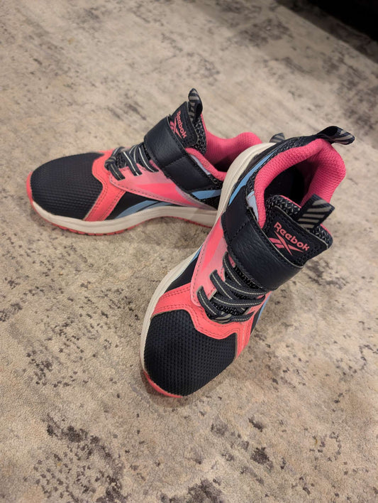 Girls Reebok Runners - Size 11. Original price $70, Shoes 11 (Toddler:2-4yr)