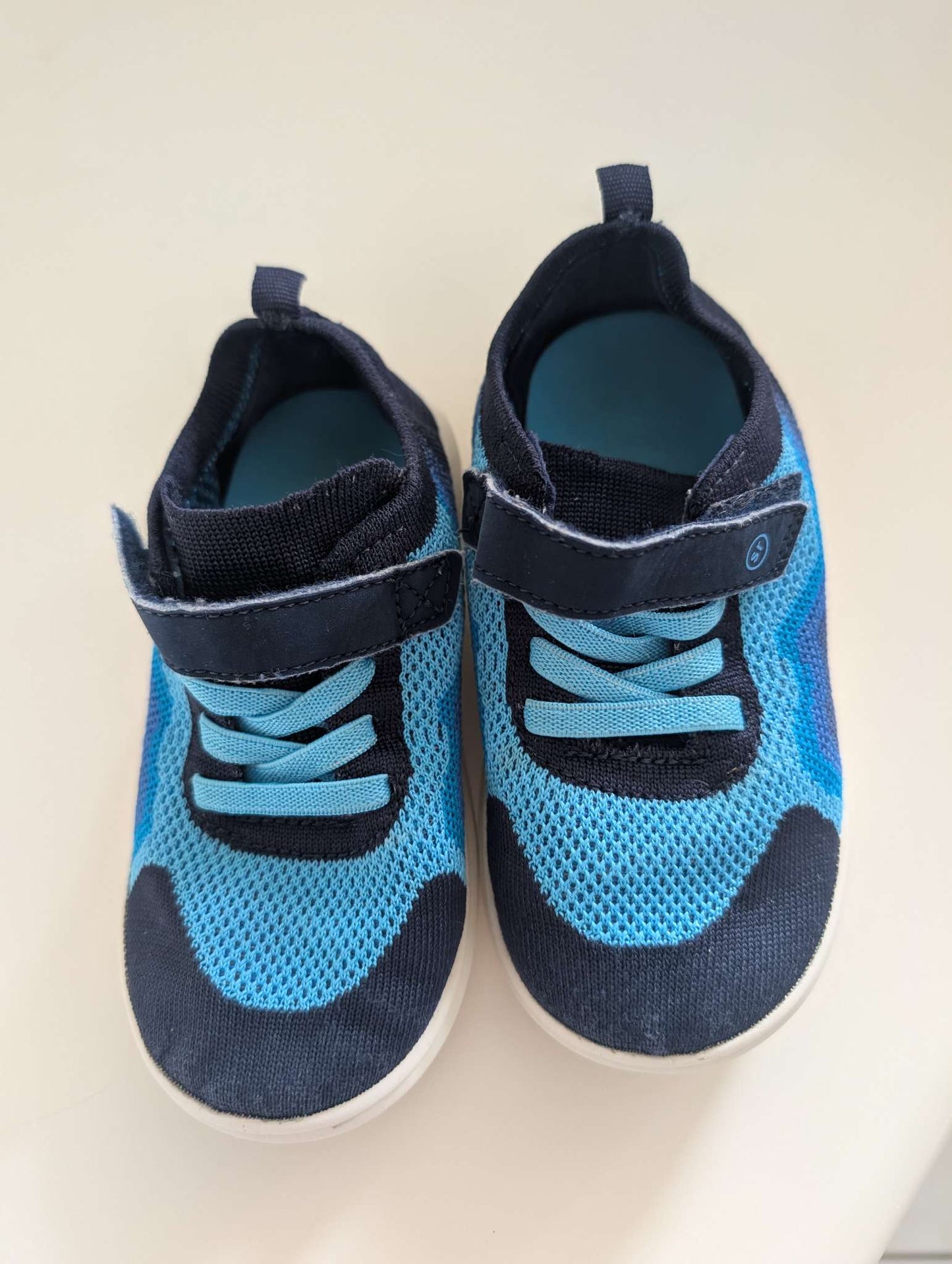 Stride Rite - Blue Aseel Sneakers. Boys size 8. MSRP $50, Shoes 8 (Toddler:2-4yr)