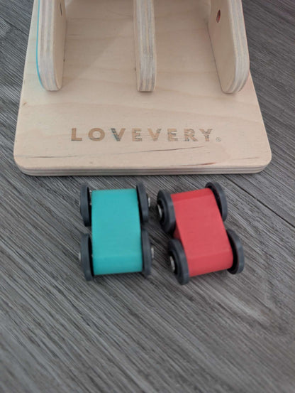 LOVEVERY - Race and chase car ramp and 2 cars