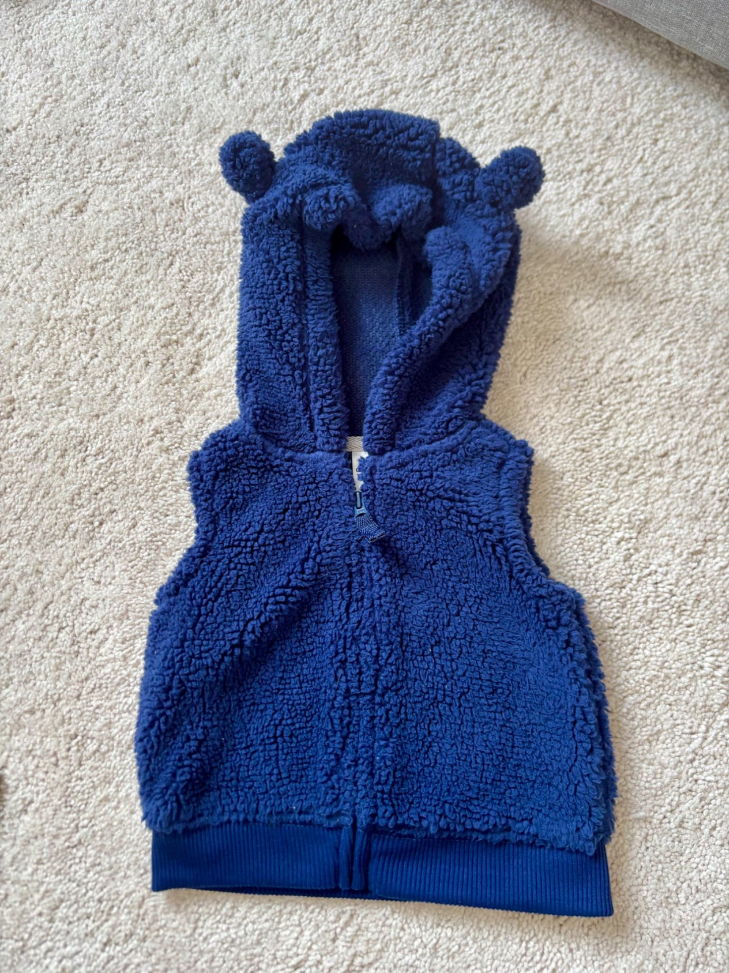 Fuzzy Vest with hood, Carters, 3m, Kids 3 Month (0-3M)