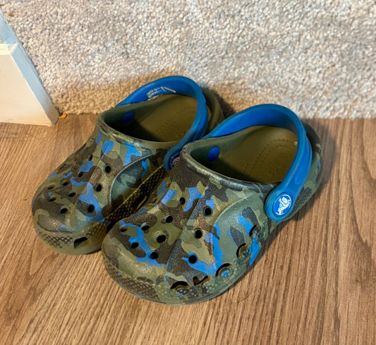 Toddler Camo Crocs, size 8, Shoes 8 (Toddler:2-4yr)