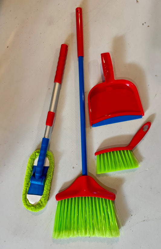 Toddler Toy Cleaning Set