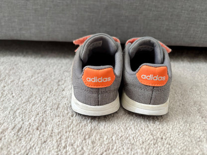 Toddler Adidas Velcro Sneakers, Size 8, Grey, Shoes 8 (Toddler:2-4yr)