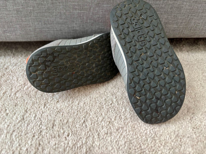 Toddler Adidas Velcro Sneakers, Size 8, Grey, Shoes 8 (Toddler:2-4yr)