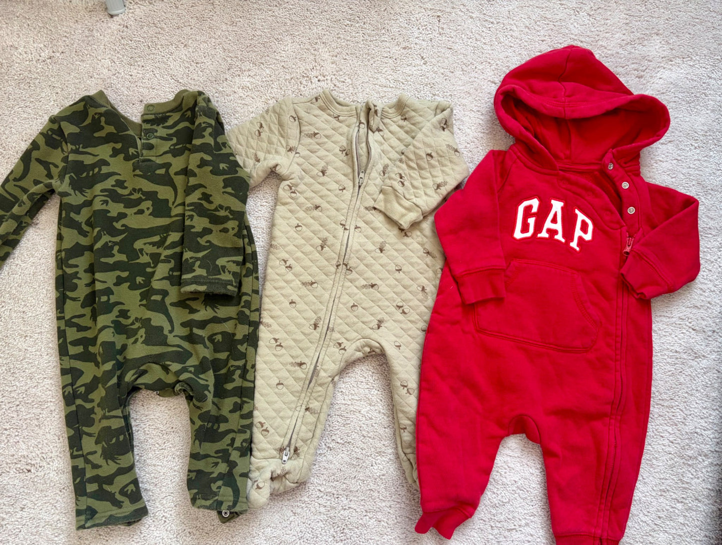 3 Extra Warm Long-Sleeve Onesies, GAP, Rabbit Bear, size 3-6m, Kids 6 Month (3-6M)