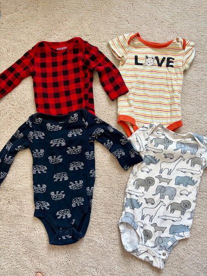Shortsleeve + longsleeve onesie bundle, 3-6m, Old Navy, Carters, Joe fredh, Kids 6 Month (3-6M)