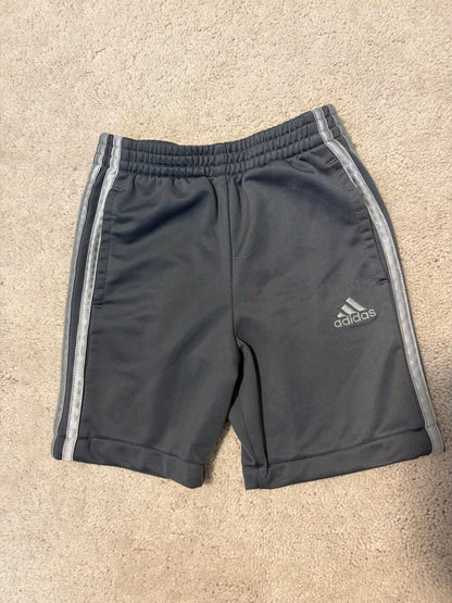 Boys Shorts, Adidas, 4T