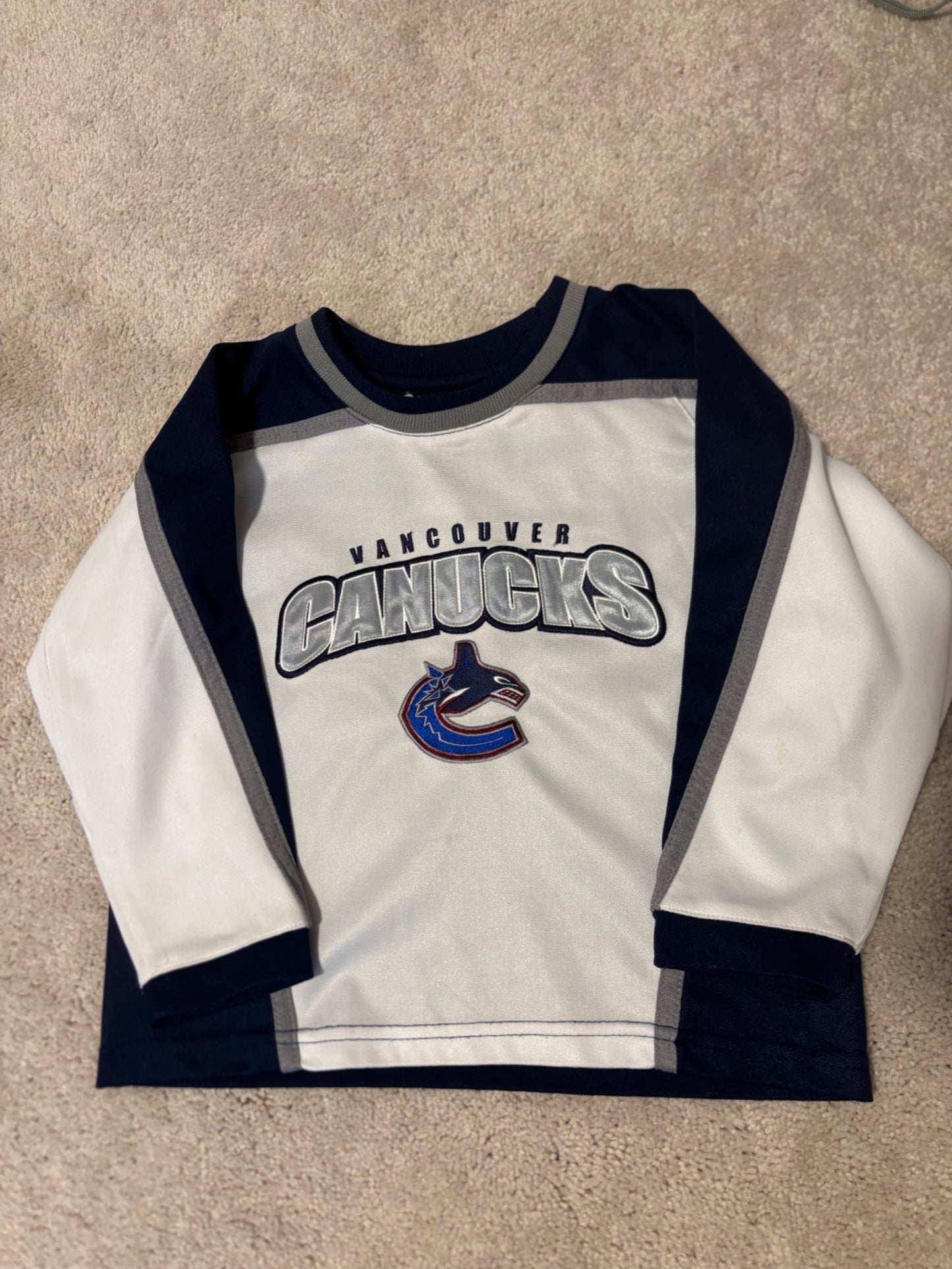 Canucks Jersey, 3T, Kids 3T