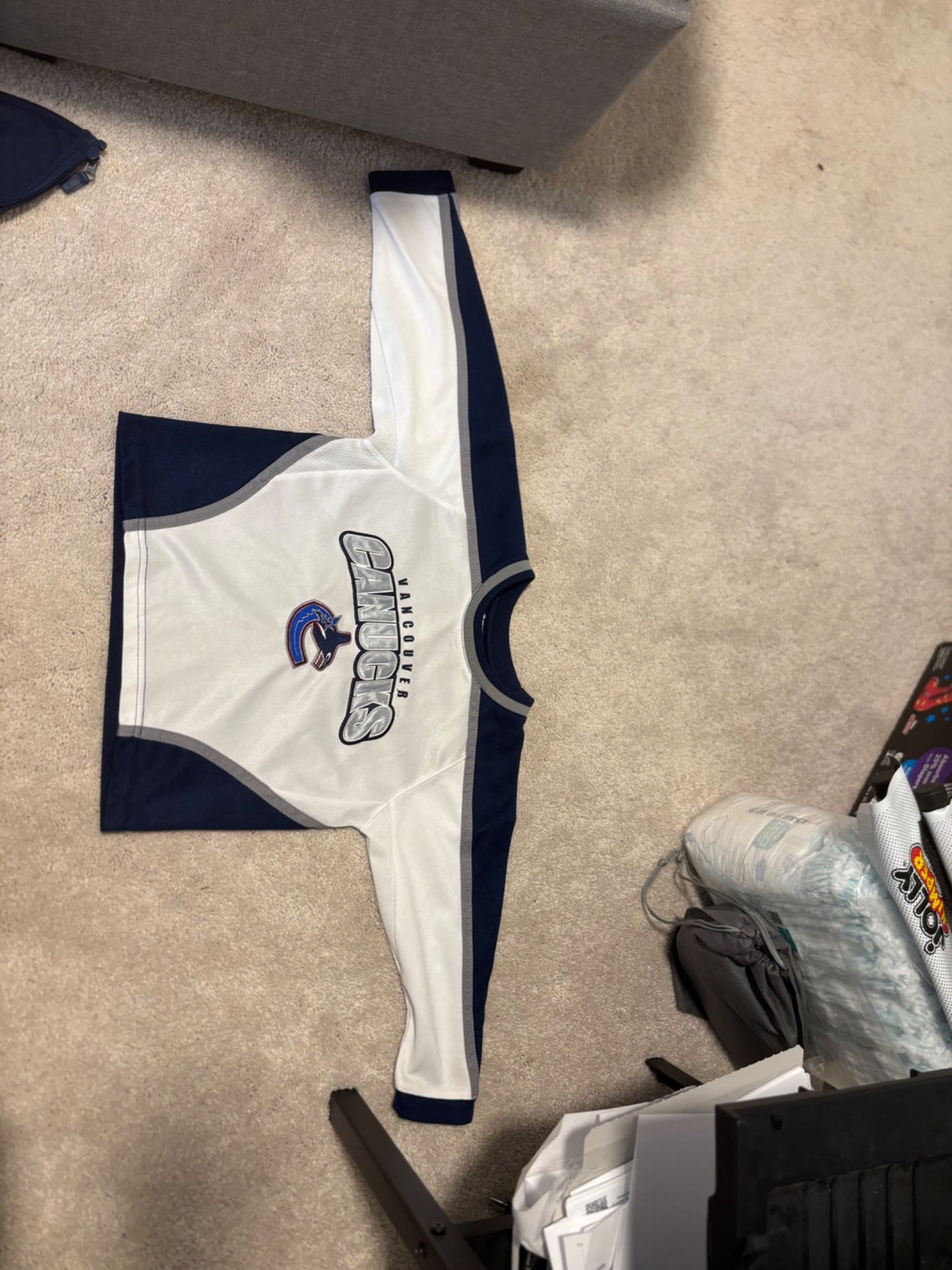 Canucks Jersey, 3T, Kids 3T