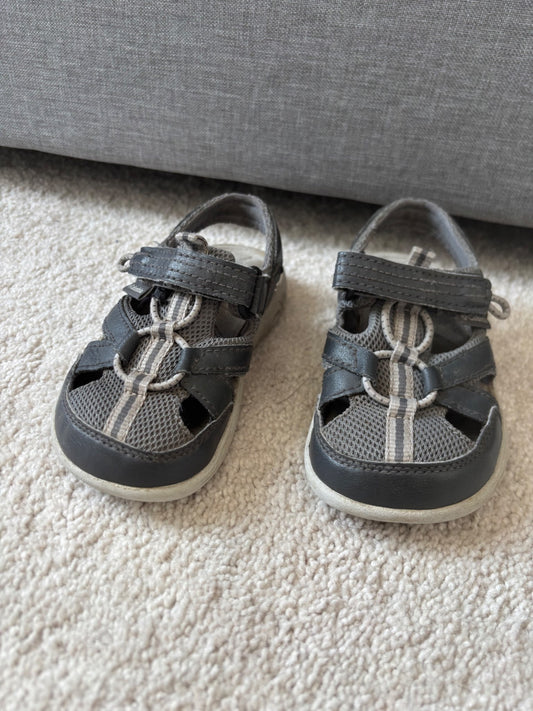 Toddler Columbia Sandals, Grey, size 9, Shoes 9 (Toddler:2-4yr)