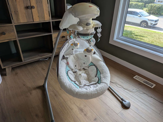 Fisher Price - My Little Lamb Cradle 'n Swing
