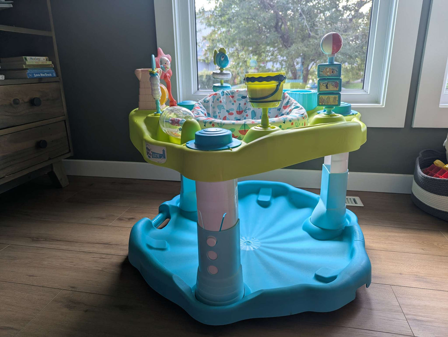 Evenflo ExerSaucer Seaside Splash Activity Centre