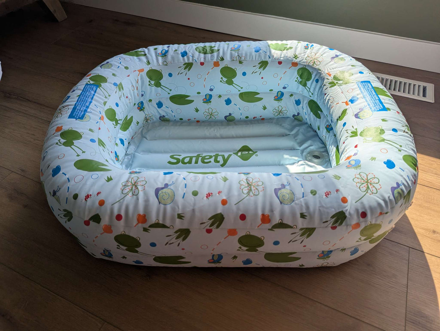Safety 1st Inflatable Travel Bathtub