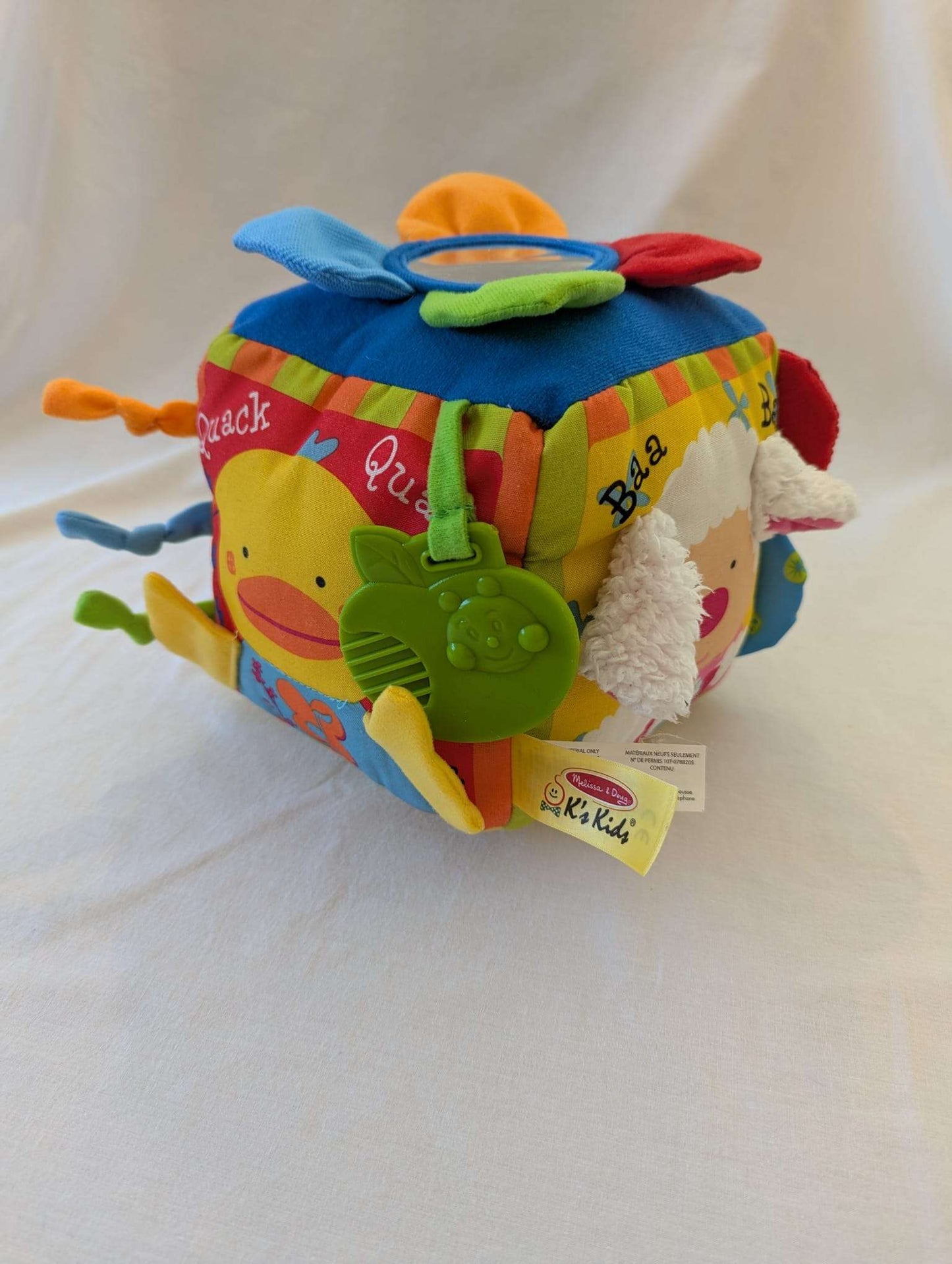 Melissa & Doug - Soft Activity Cube – Farm Animal Friends