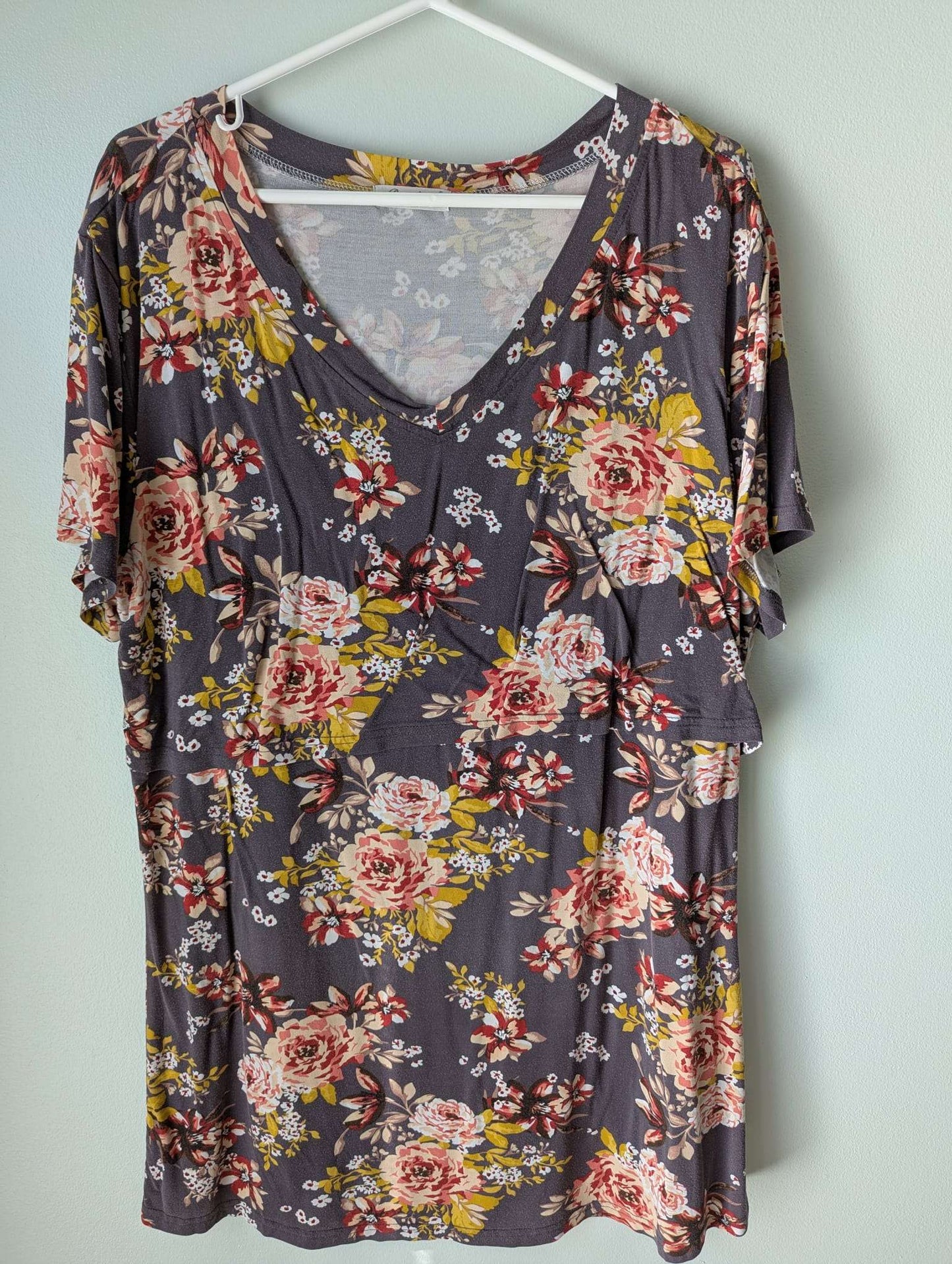Bearsland Maternity & Nursing Top Bundle (3 pcs), Maternity XL (16-18)
