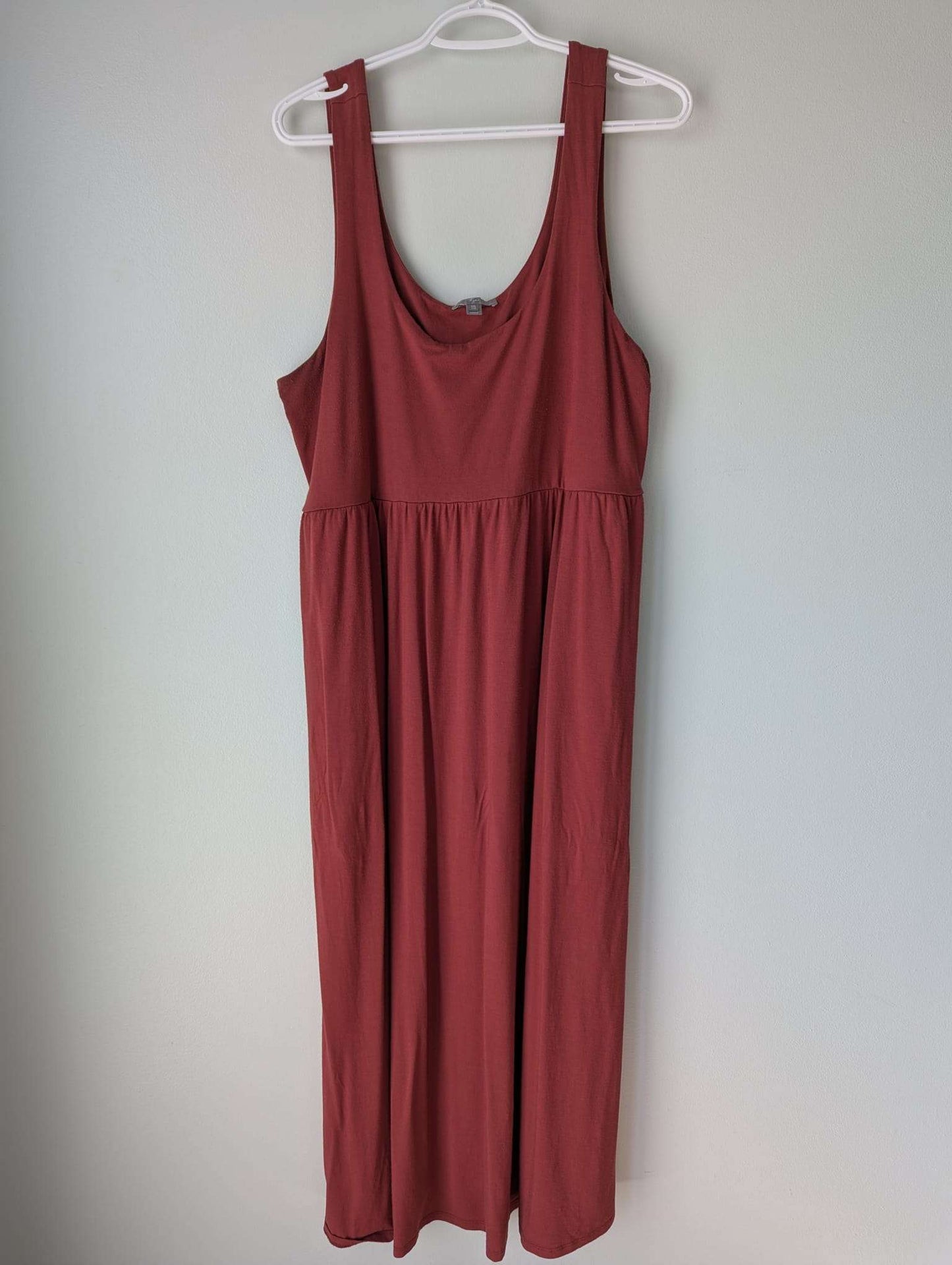 Thyme Maternity Sleeveless Maxi Dress – Rust Red: MRSP $49.99 CAD, Maternity XL (16-18)