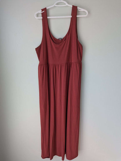 Thyme Maternity Sleeveless Maxi Dress – Rust Red: MRSP $49.99 CAD, Maternity XL (16-18)
