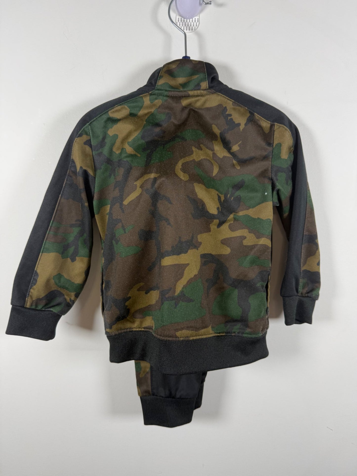 NIKE AIR | Two Piece Camo Tracksuit 18M , Kids 18 Month (12-18M)