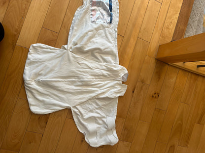 Halo Newborn Cream Swaddle SleepSack, 0-3 Months (Newborn)