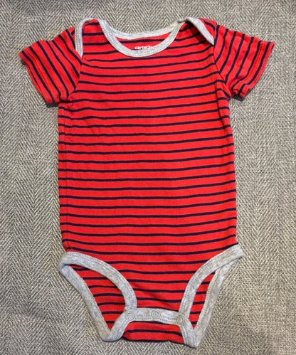 Carter’s three piece set, Kids 6 Month (3-6M)
