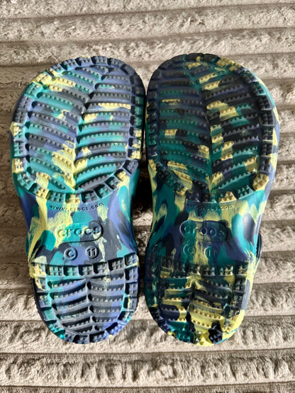 C11 Marbled Crocs , Shoes 11 (Toddler:2-4yr)