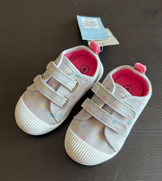 Cat & Jack toddler girls shoes, 6T, Shoes 6 (Walkers:12-24 mth)