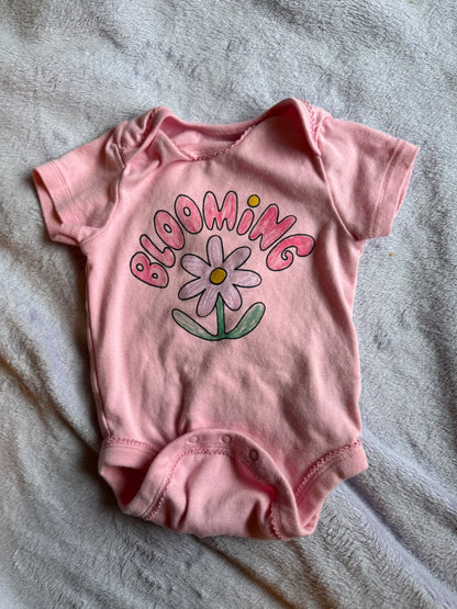 3 onesies bundle, Kids 12 Month (9-12M)
