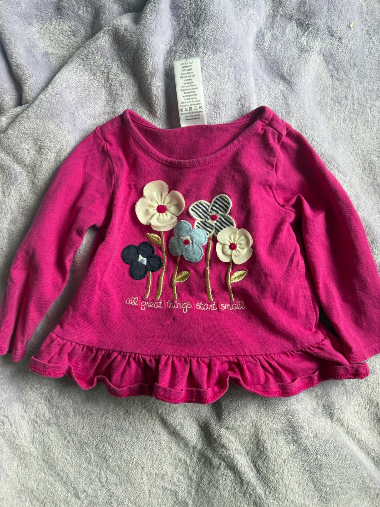 2 long sleeve shirt bundle, Kids 12 Month (9-12M)