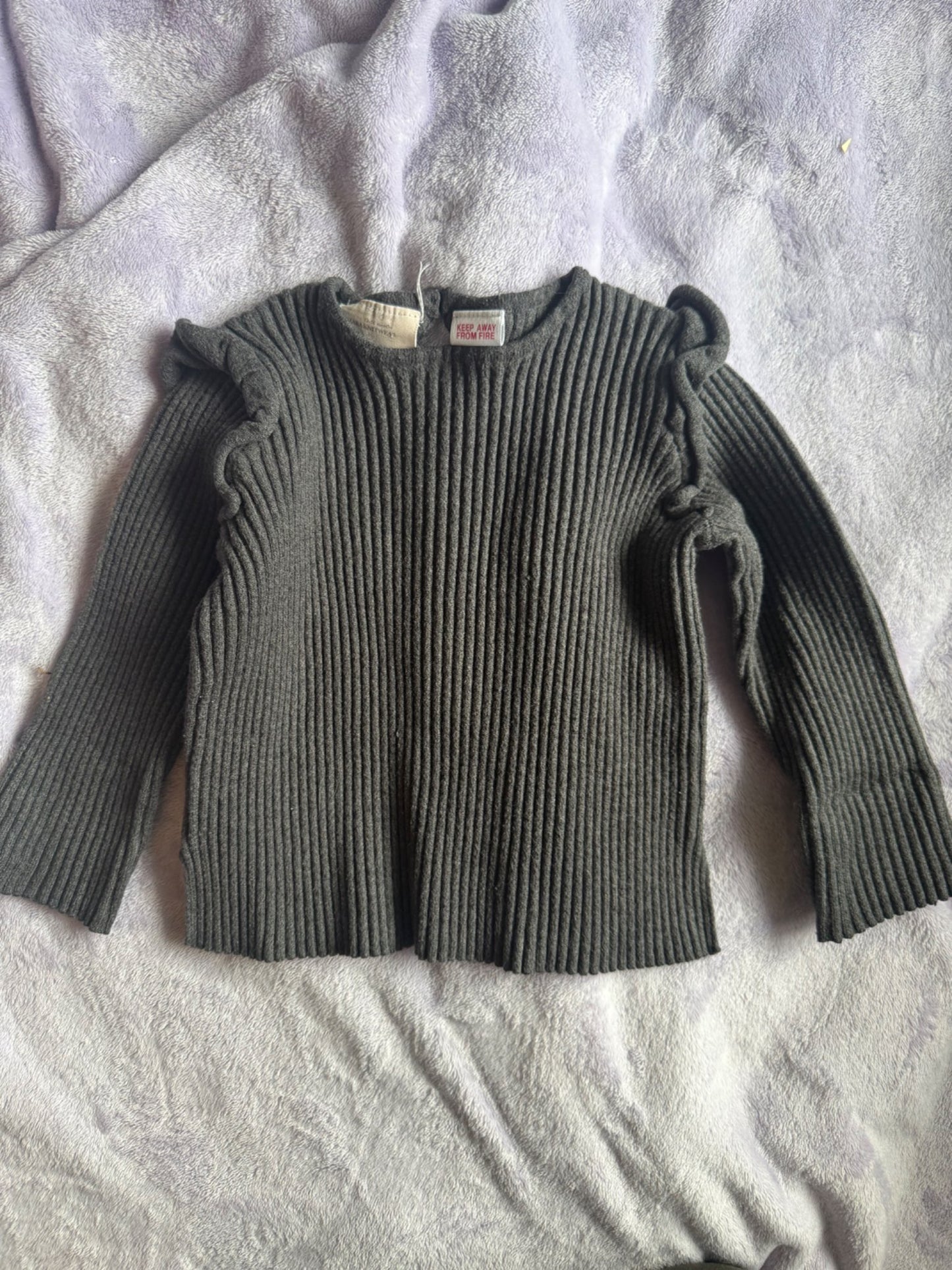 2 Zara sweater bundle, Kids 18 Month (12-18M)