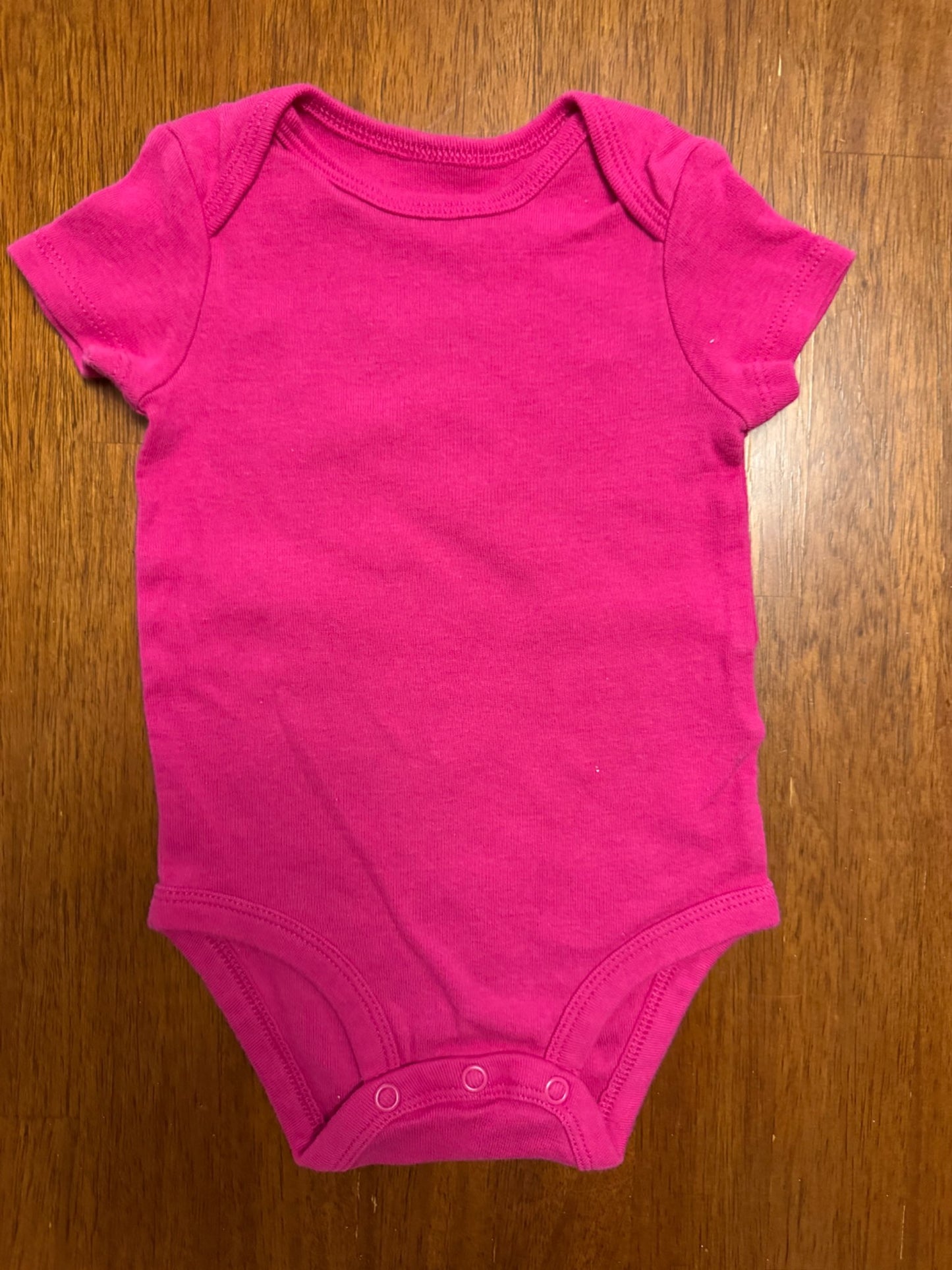 3 onesie bundle, Kids 6 Month (3-6M)