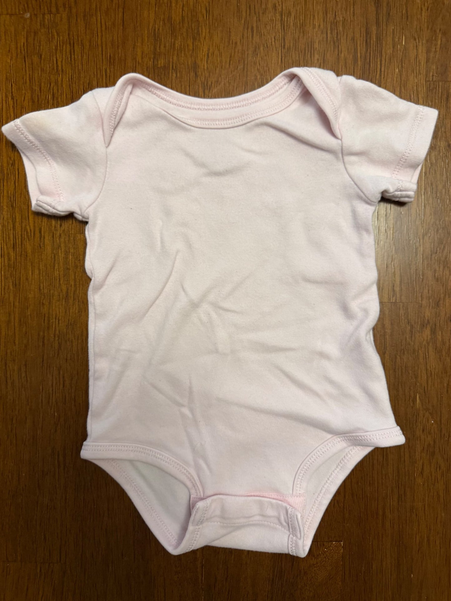 3 onesie bundle, Kids 6 Month (3-6M)