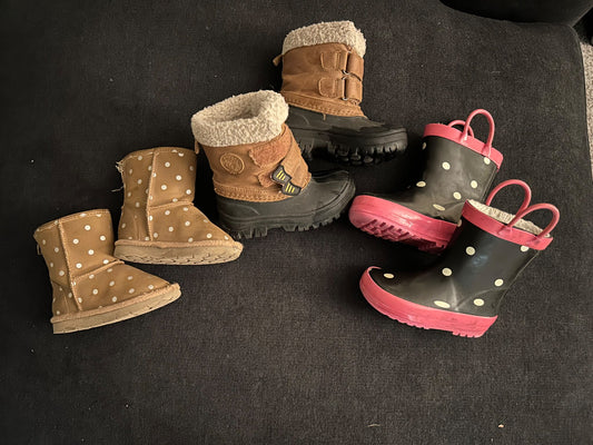 Baby boot bundle, Shoes 5.5 (Walkers:12-24 mth)