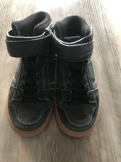 DC Hightops, Shoes 1 (Kids:4-8yr)
