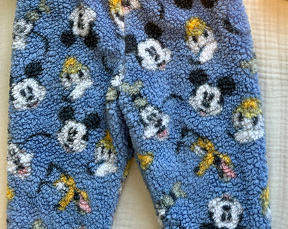 Disney: Mickey and Friends 4T Unisex Fuzzy Pajama Set, Kids 4/4T