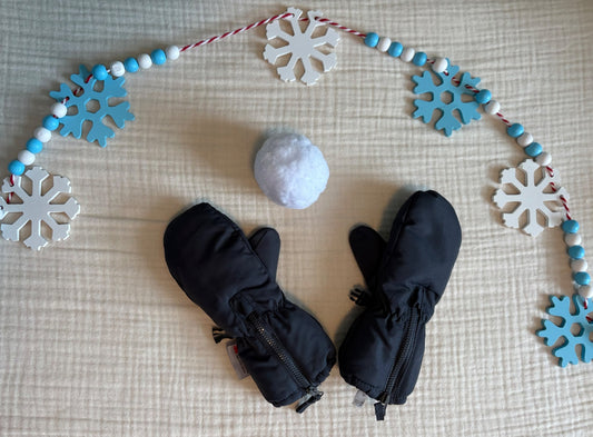 12-24 Months Unisex Insulated Gloves *BNWOT*
