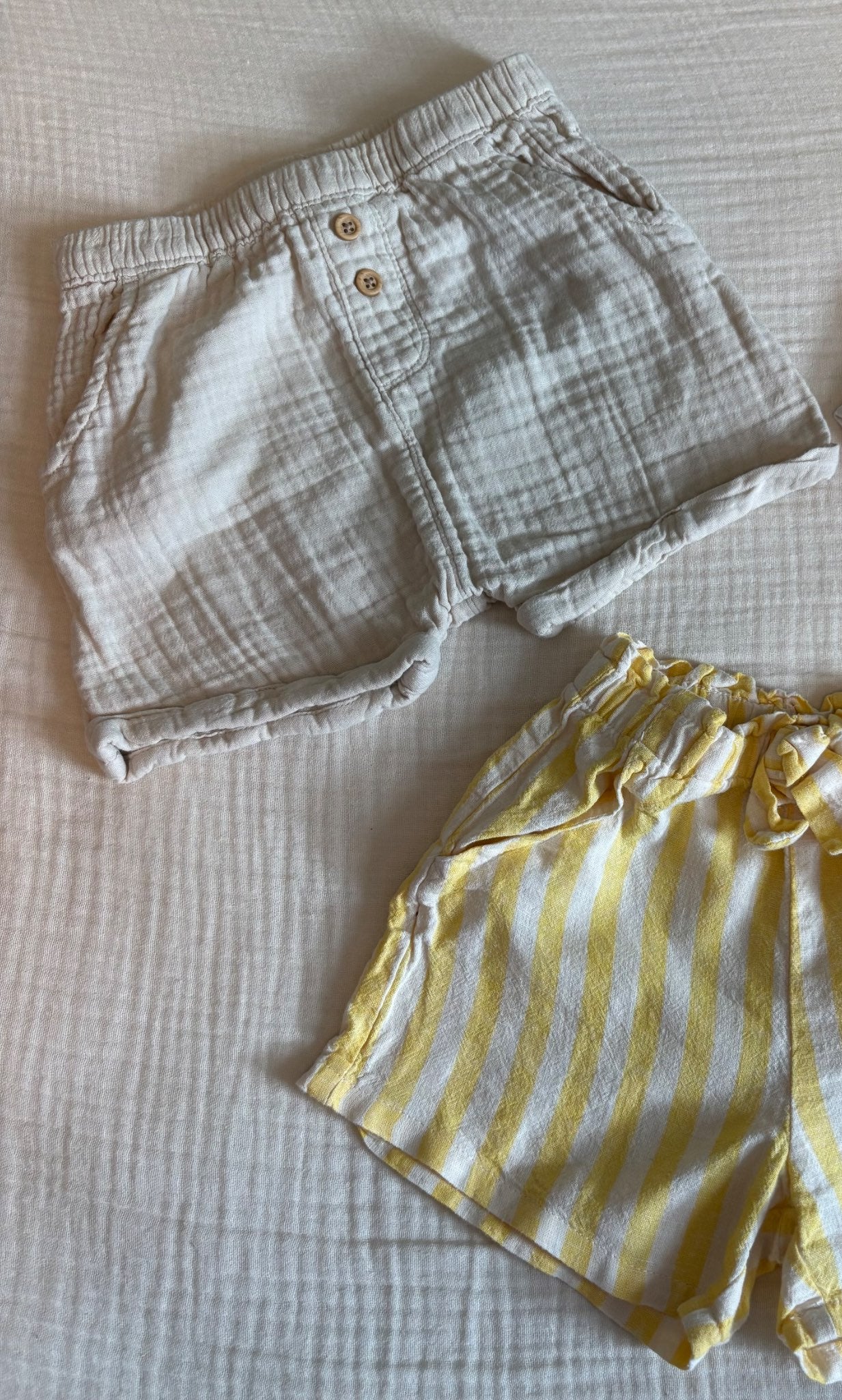 3T Toddler Girls Summer Shorts Bundle x3  (Joe Fresh, Little Planet Organic by Carter's, OshKosh B'Gosh) , Kids 3T