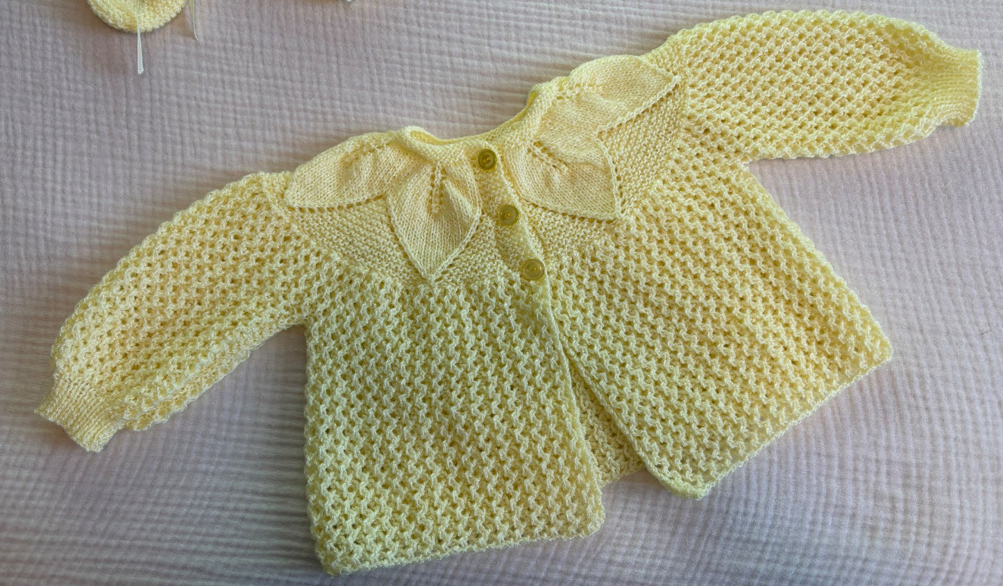 Handknit 9-12 Months Yellow Baby Booties, Bonnet and Sweater *BRAND NEW* , Kids 12 Month (9-12M)