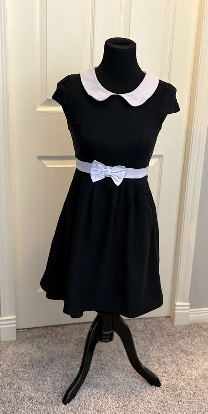 Sourpuss Teen Girl Size Medium Black & White Dress (Purchase Price: $85) , Kids 18